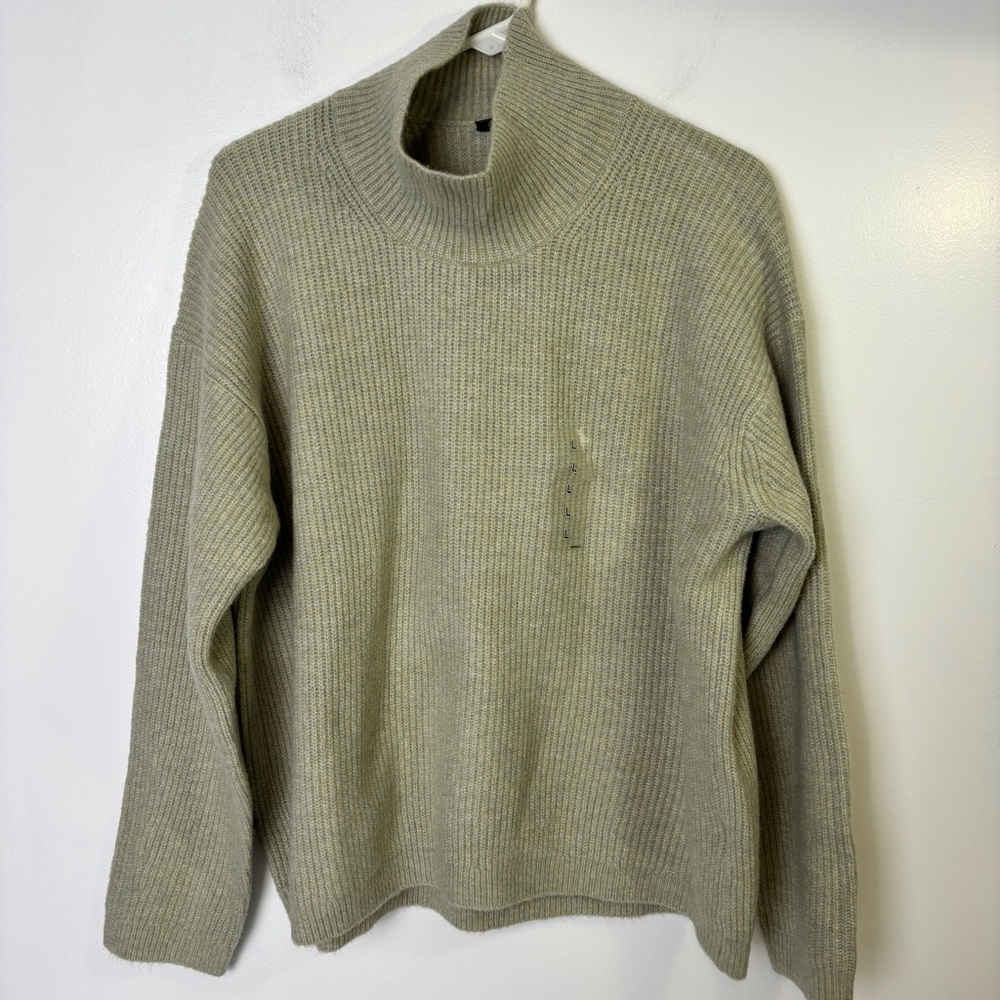 Uniqlo Sage Green Sweater
